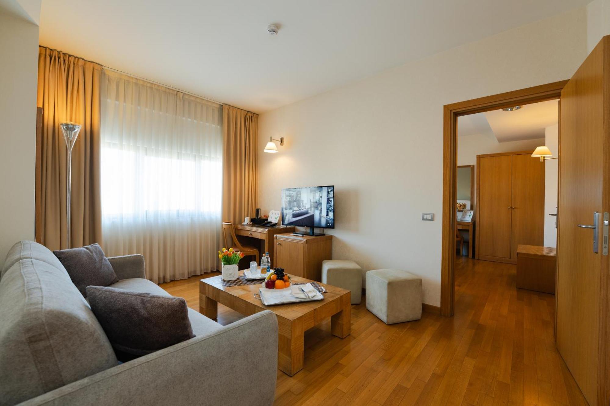 Touring Hotel 4*