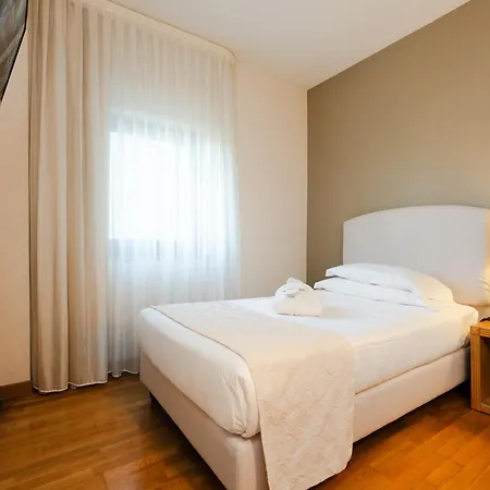 Hotel Touring Carpi Exterior photo